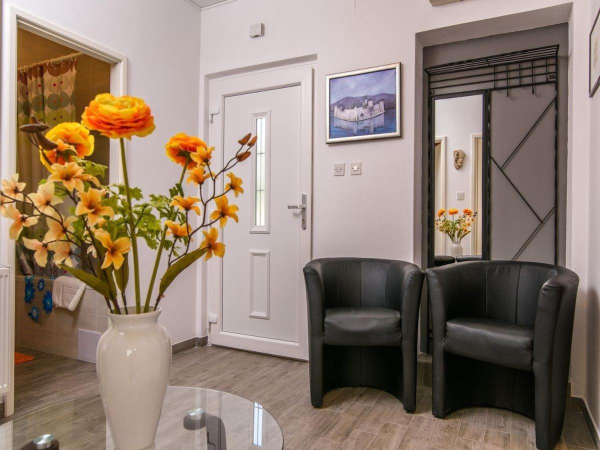 Apartments Beba - Peaceful Location Trogir Eksteriør billede