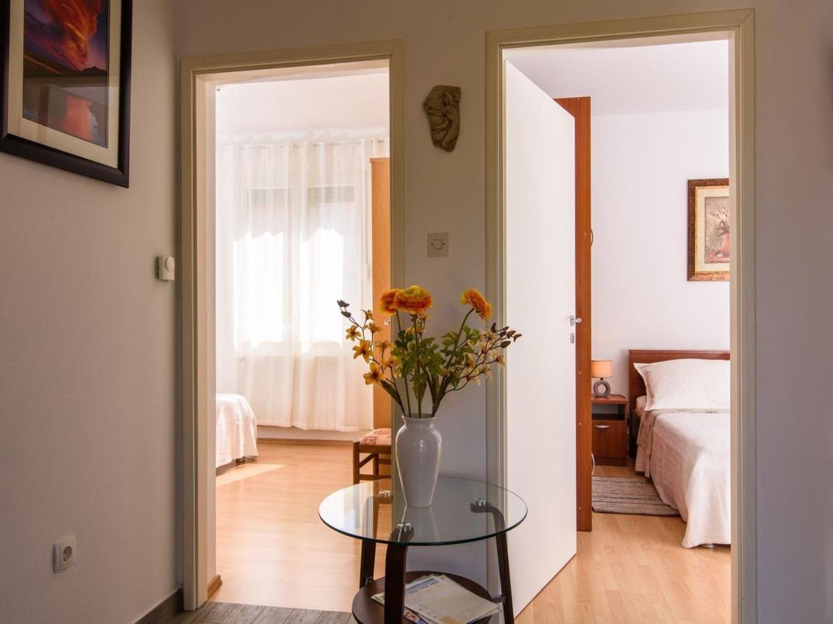 Apartments Beba - Peaceful Location Trogir Eksteriør billede