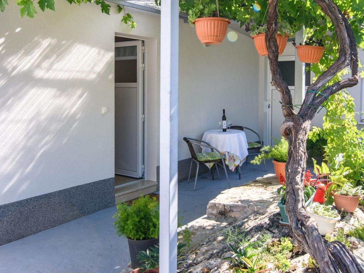 Apartments Beba - Peaceful Location Trogir Eksteriør billede