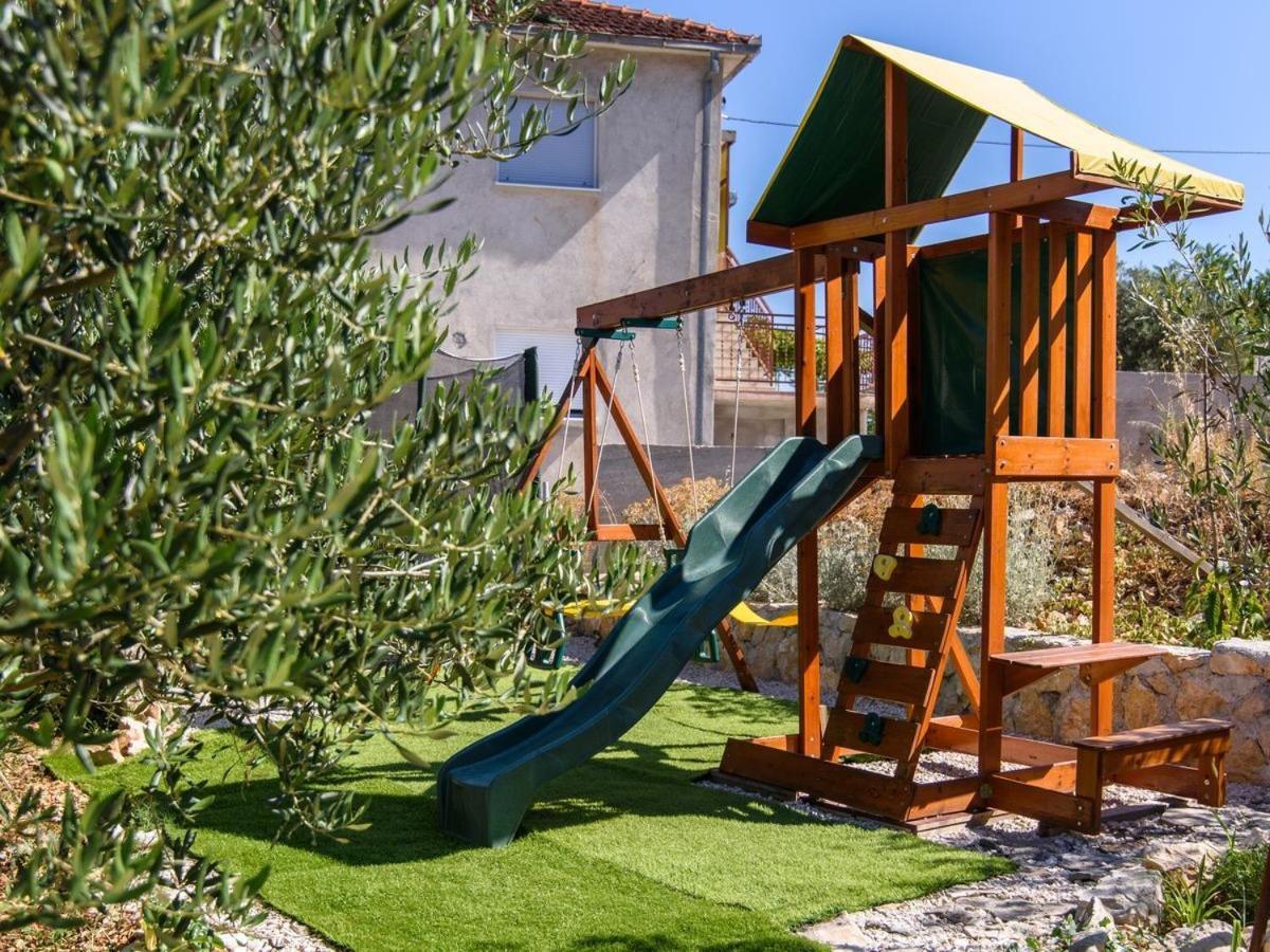 Apartments Beba - Peaceful Location Trogir Eksteriør billede